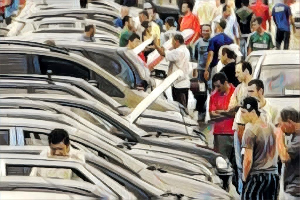 Isenção maior turbina renda e pode reforçar demanda por serviços e automóveis, dando fôlego à atividade (Rodrigo Paiva/Reuters)