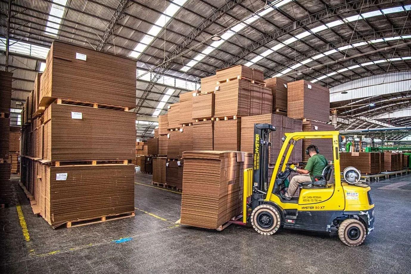 Fábrica de Papel da Klabin em Jundiaí: Aumento nas projeçoes também de custo caixa (Germano Lüders/Exame)