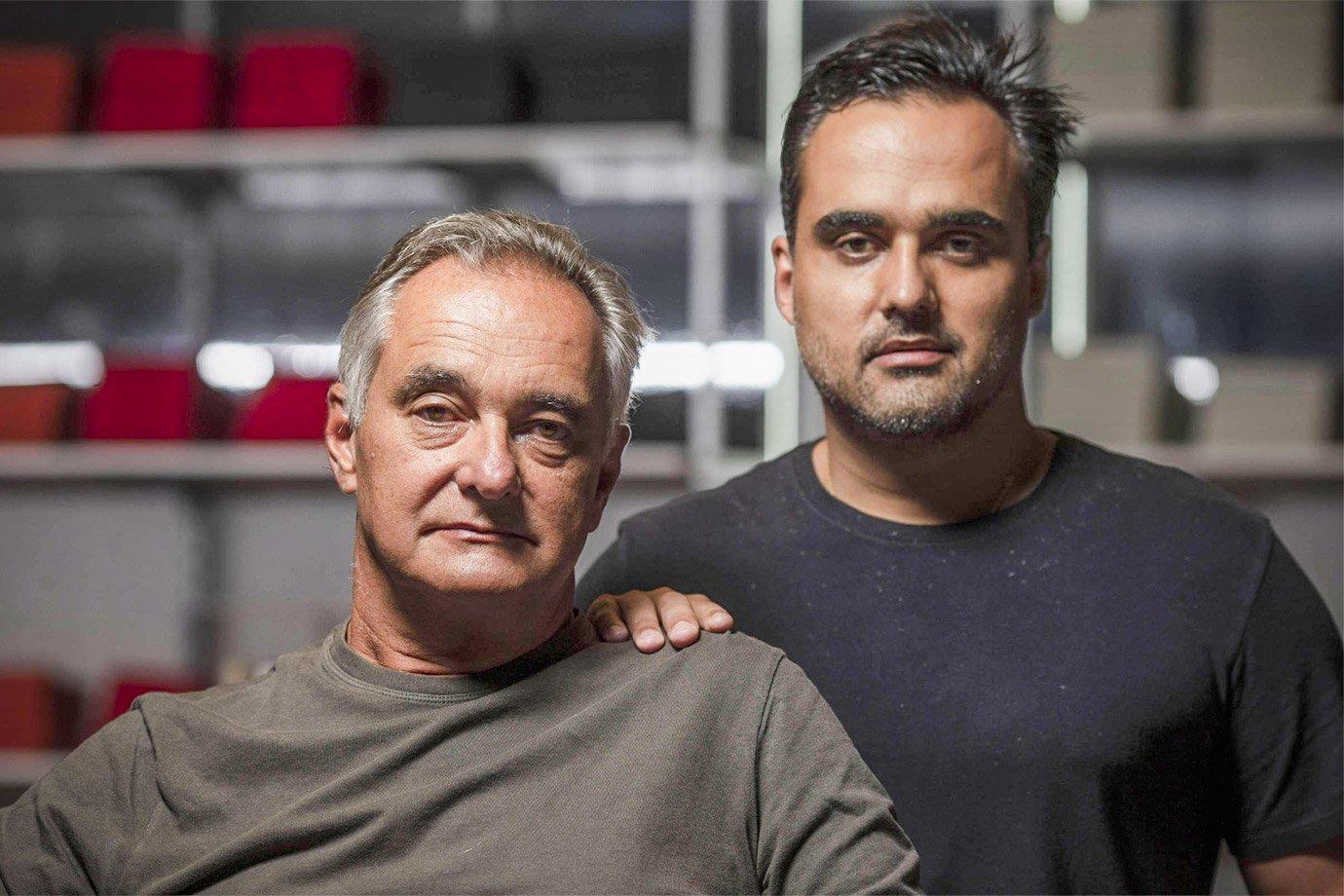 Thiago Hering, à direita, e seu pai, Fabio Hering, à esquerda: Da família fundadora da companhia, executivo estava no comando desde 2021 (Hering/Divulgação)