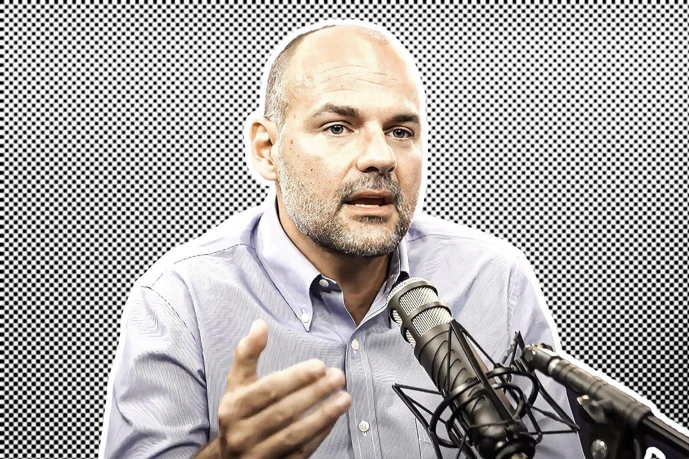 Garcia: "O novo BNDES é a pessoa física, dando crédito barato demais e subsidiado pela isenção do governo para grandes empresas" (Arte/Exame)