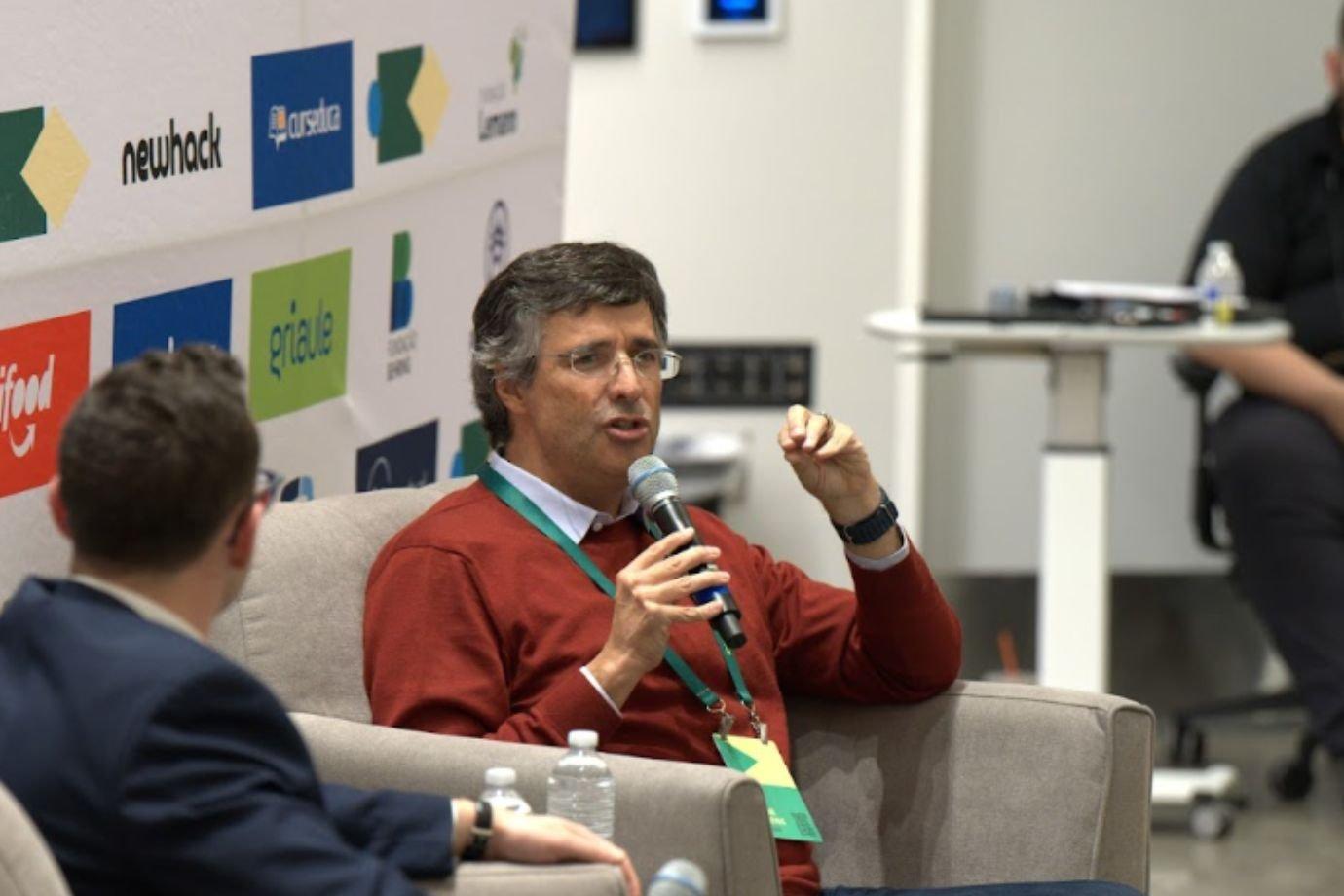 Esteves: é preciso “apertar um pouquinho” o fiscal e o juro cair (Brazil Conference/Divulgação)