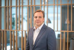 Ministro diz que oferecer internet não é atribuição do MEC: é verdade?